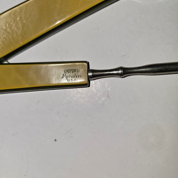 Antique Dupont Pyralin Vanity Set - Picture 4 of 5